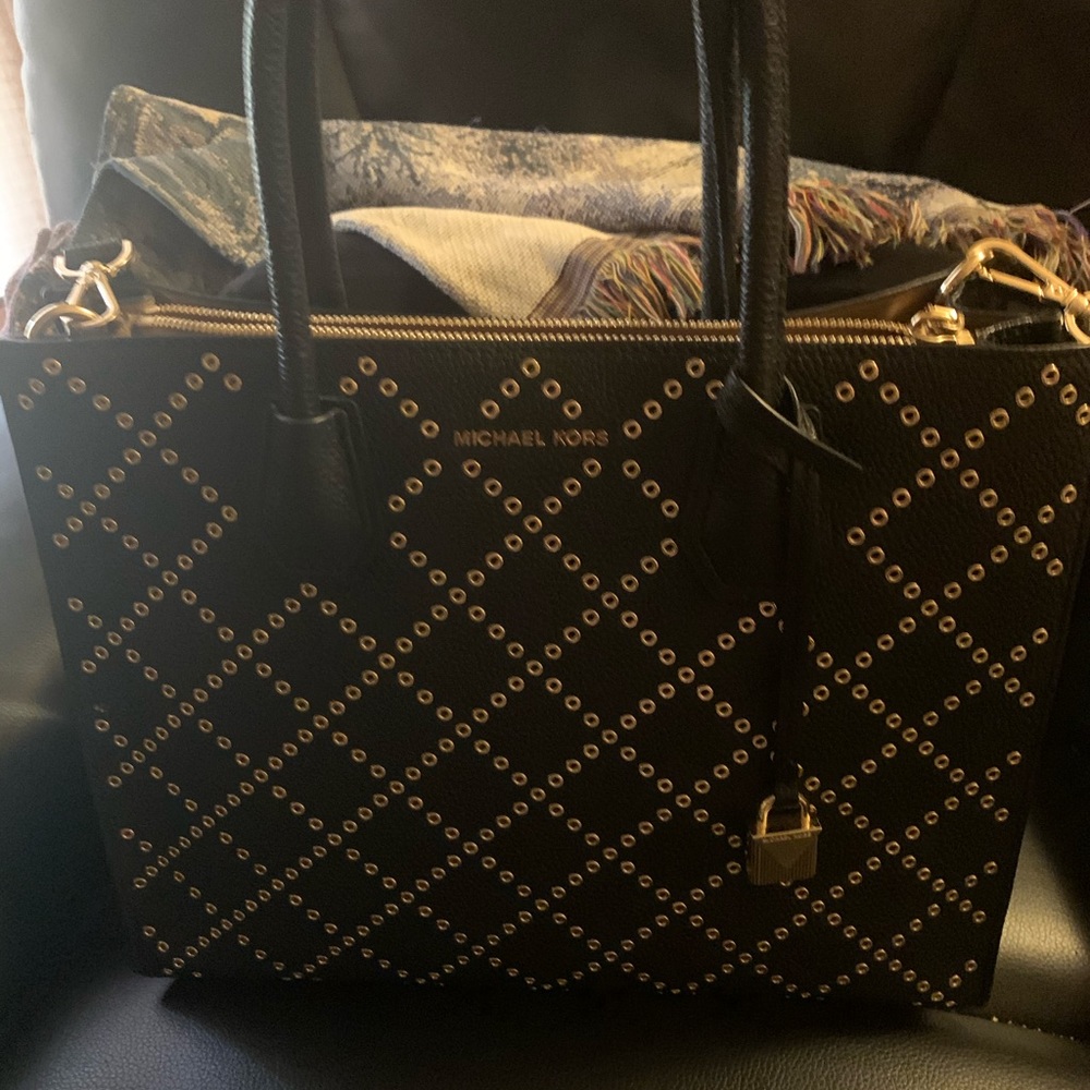 Michael kors purse
